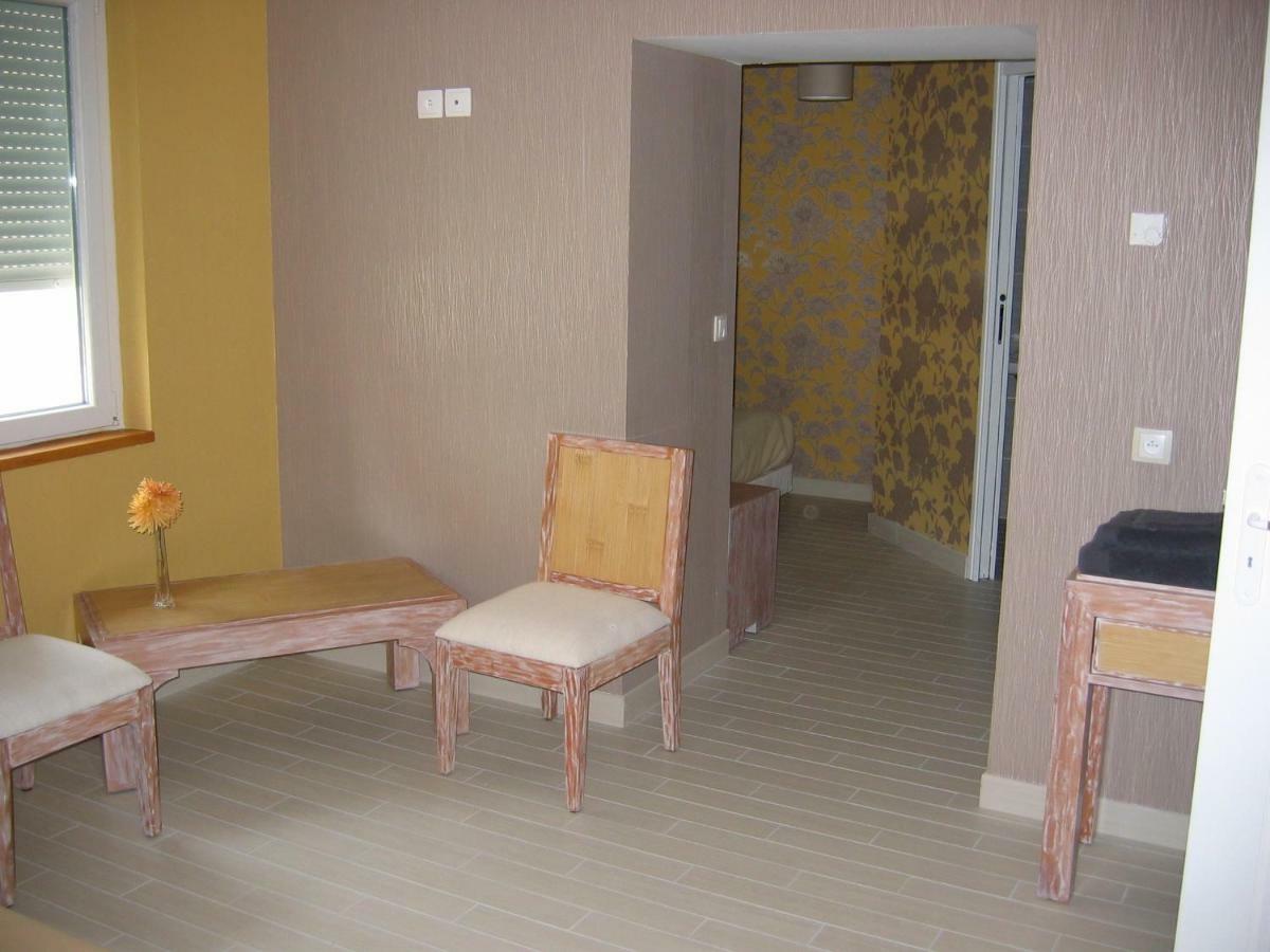 Champagne Et Chambres D'Hotes Pierre Trichet Trois-Puits Exteriér fotografie